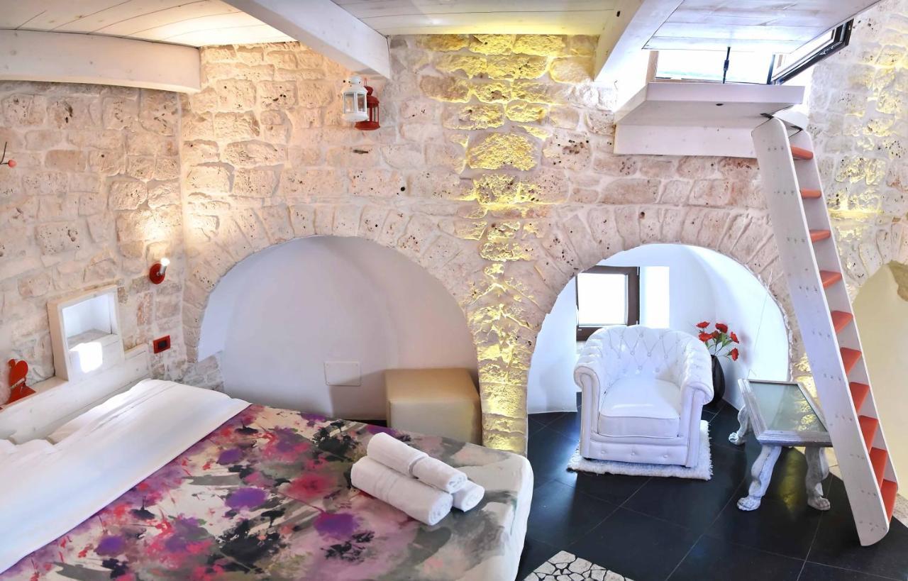 L'Angolo Di Gaudi, Casa Mila Putignano Kültér fotó