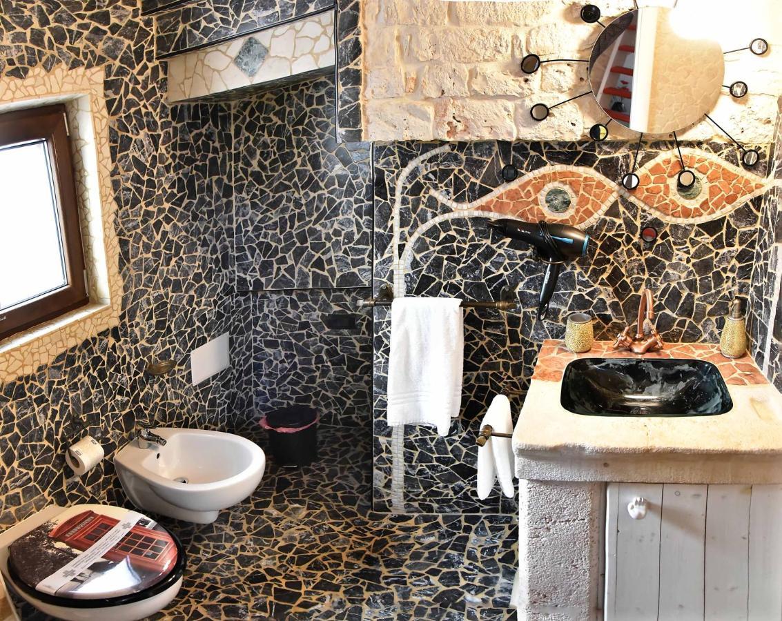 L'Angolo Di Gaudi, Casa Mila Putignano Kültér fotó